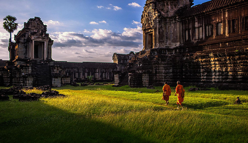 Cambogia e risalita del Vietnam, da Angkor ad Halong Bay Cambogia e risalita del Vietnam, da Angkor ad Halong Bay